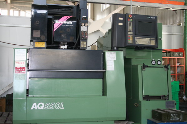 慢走(zou)絲線切割(ge)